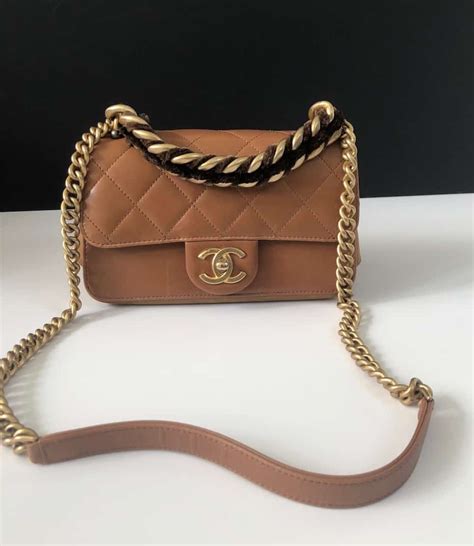 chanel two tone chain bag